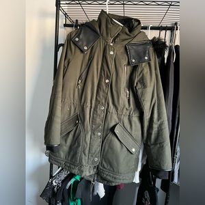 GUESS winter jacket